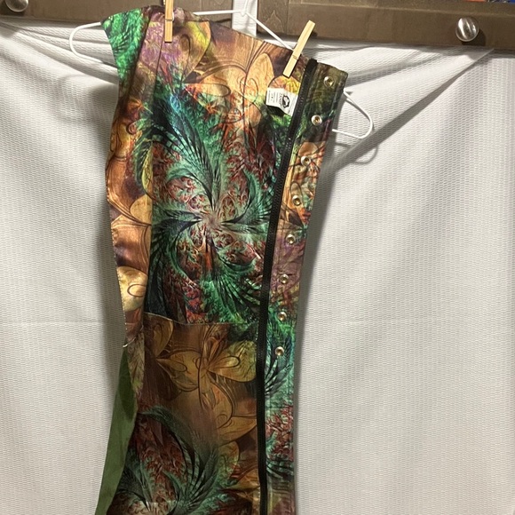 Elegant Green Floral Mini Skirt reversible - Picture 5 of 10